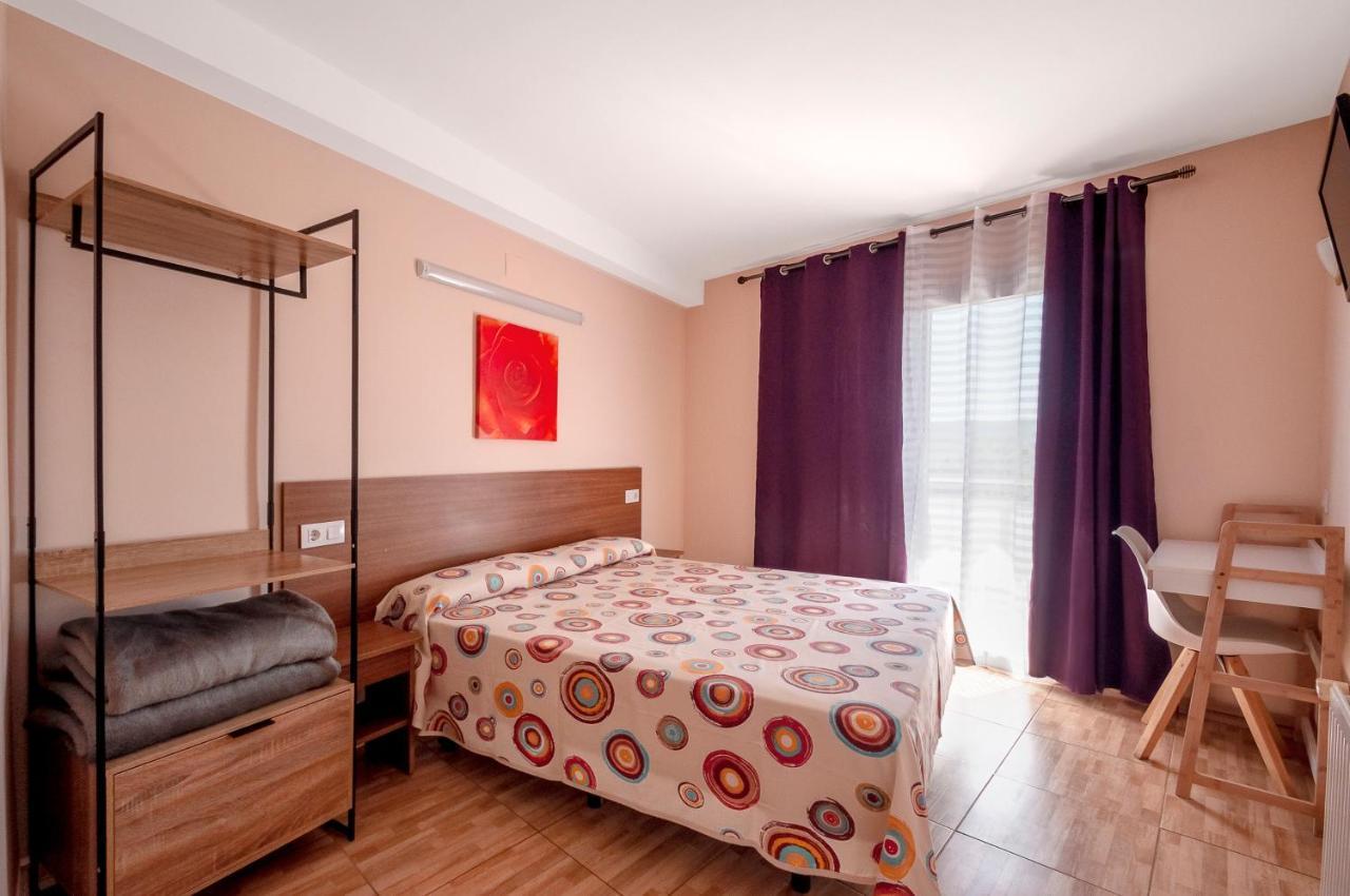 אמפוריבראבה Hotel Silvia מראה חיצוני תמונה