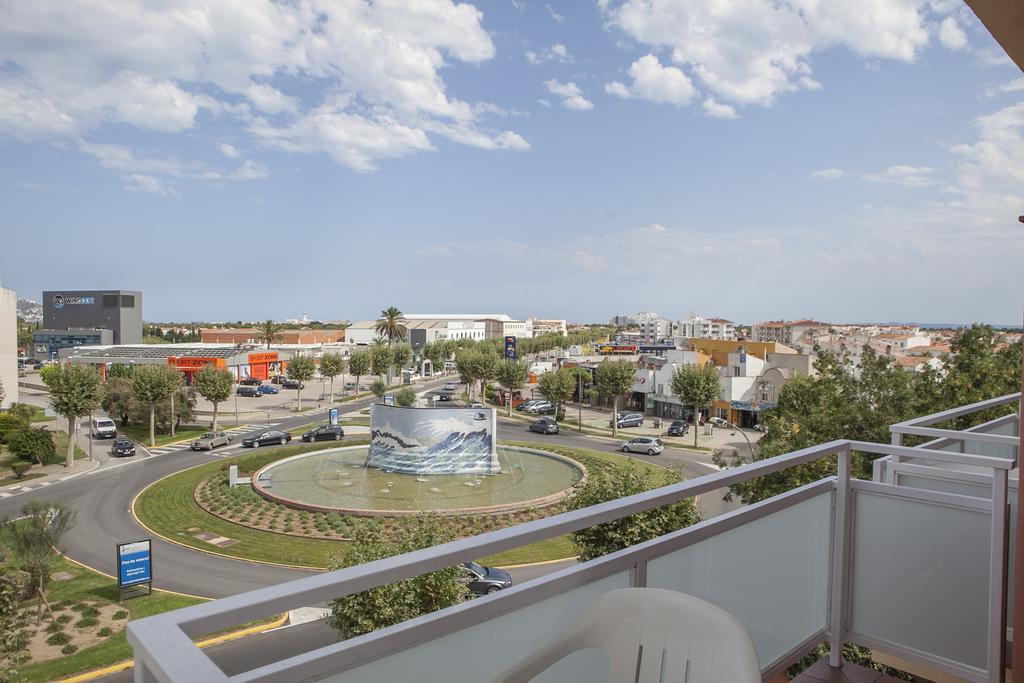 אמפוריבראבה Hotel Silvia מראה חיצוני תמונה